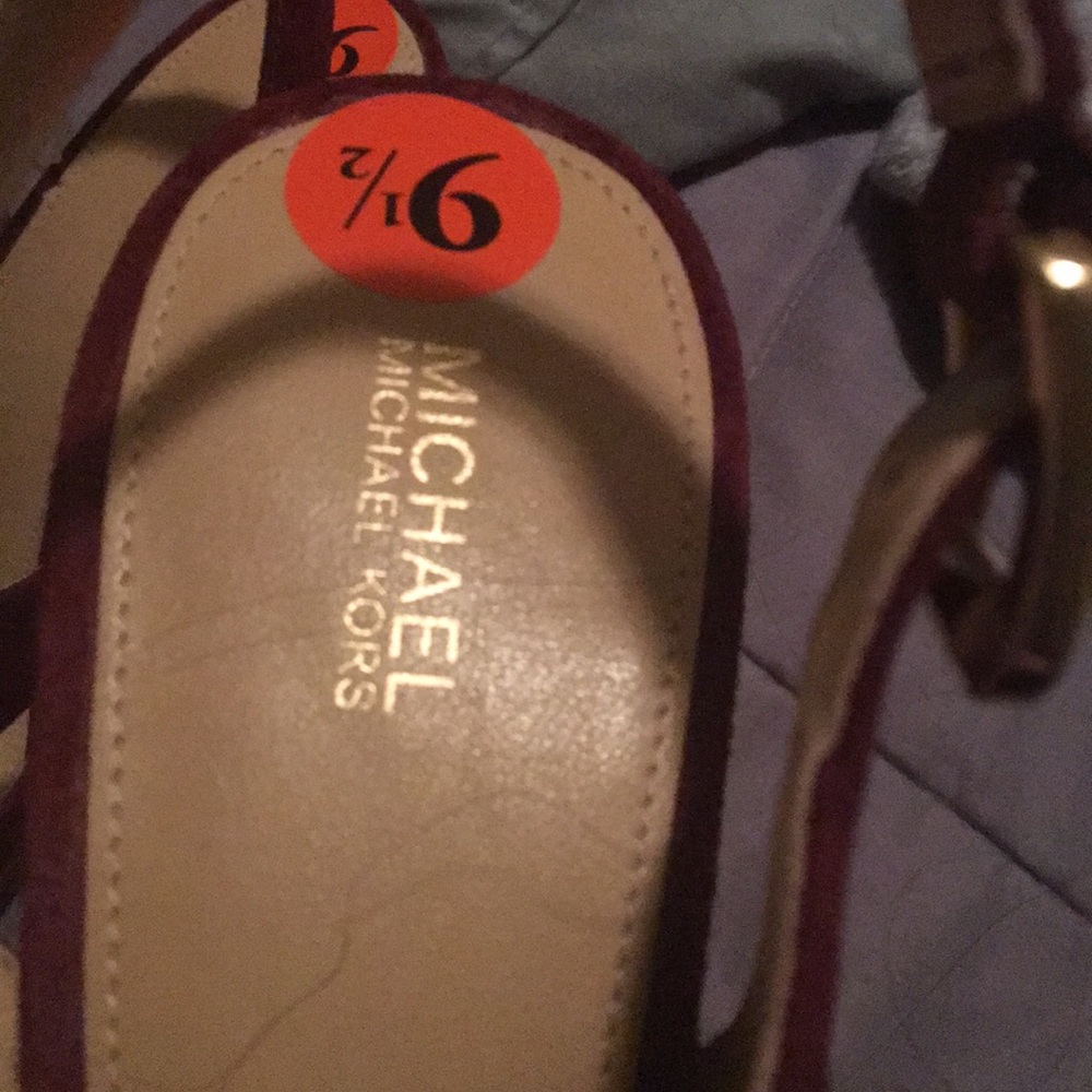 Michael Kors Burgundy Heels - Picture 3 of 8